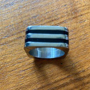 Stainless steel ring